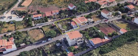 Terreno urbano para construção de moradia em São Marcos