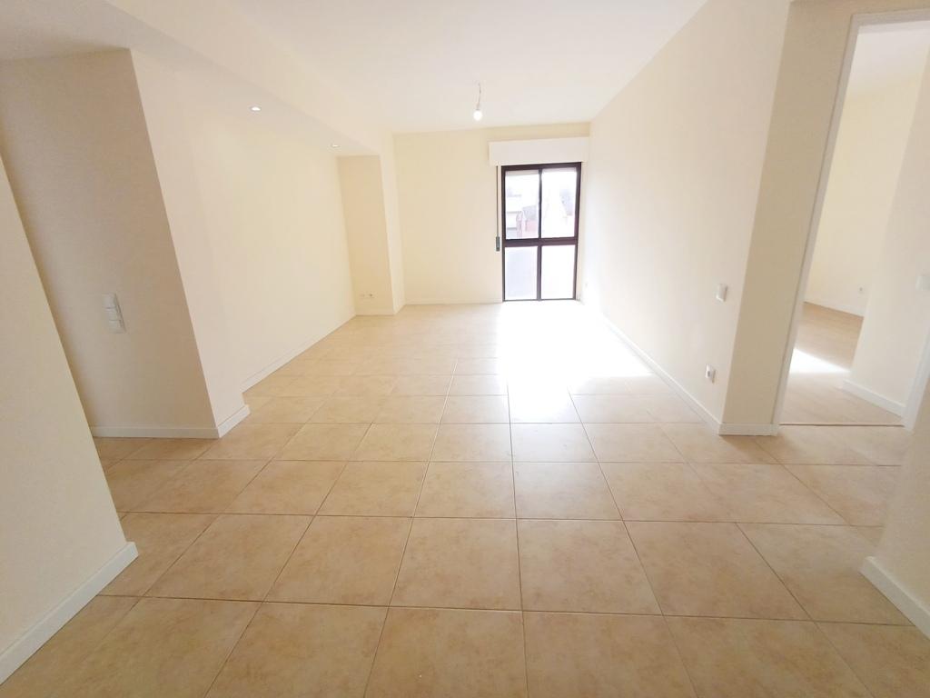 T2 remodelado na Tapada das Mercês