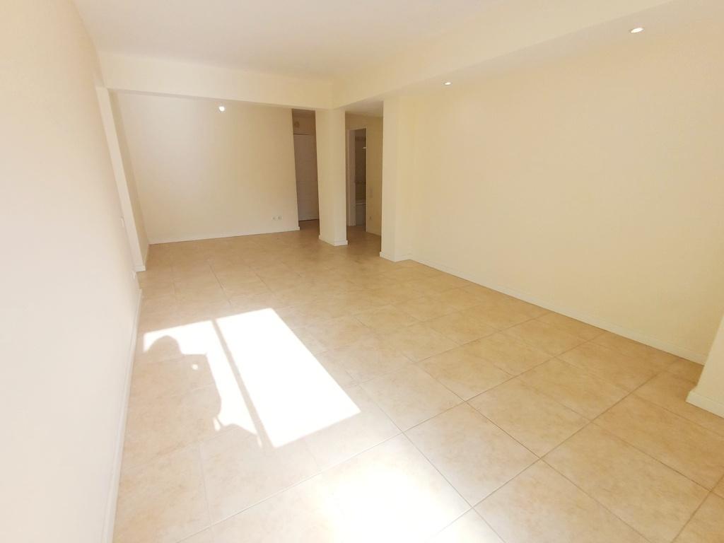 T2 remodelado na Tapada das Mercês