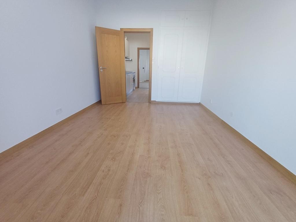 T1 totalmente remodelado em Monte Abraão