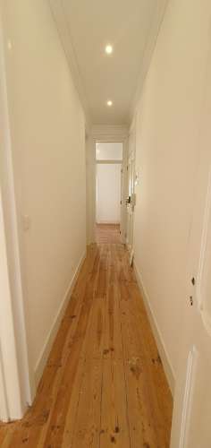 T1 + 1 totalmente remodelado em Campo de Ourique, Lisboa