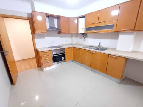 T3 com varandas na Serra das Minas