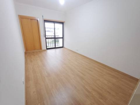 T3 com varandas na Serra das Minas