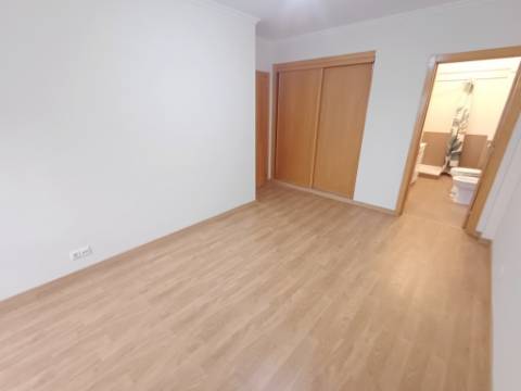 T3 com varandas na Serra das Minas