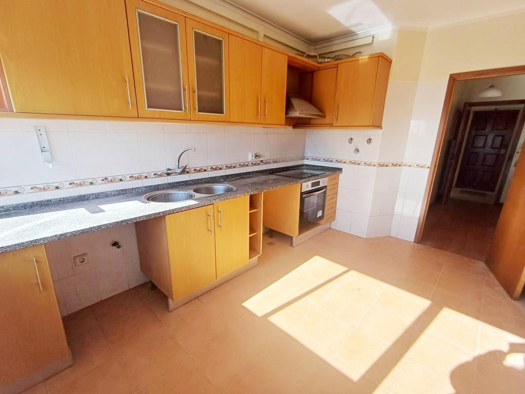 T2 com varanda no Pendão, Queluz