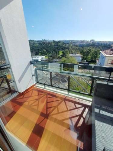 Excelente T3 em Nova Queijas - Linda a Pastora