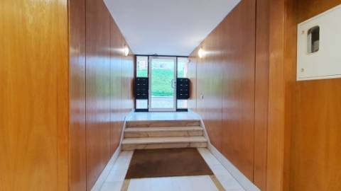 Excelente T3 em Nova Queijas - Linda a Pastora