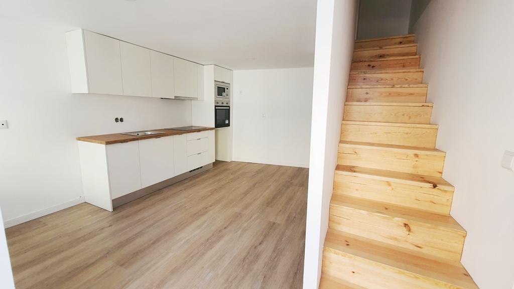 Moradia Duplex totalmente remodelada