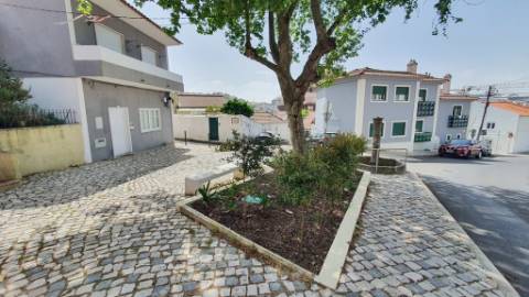 Moradia Duplex totalmente remodelada