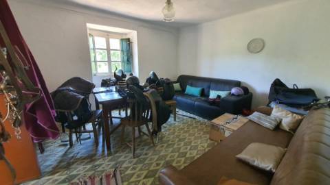 Quinta com casa de 3 assoalhadas no Pisão Novo, São Salvador da Aramenha
