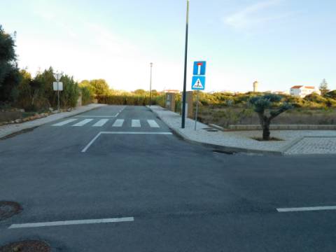 Terreno Urbano para Moradia Geminada Praia do Tonel Vista Mar