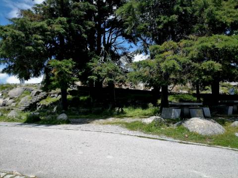 Terreno com uma área total de 9,688 Ha, paisagem deslumbrante (Miradouro Fonte Santa) e com viabilidade de construção de complexo Turístico 5*