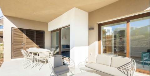 Apartamento T1+2 num resort em Ferragudo