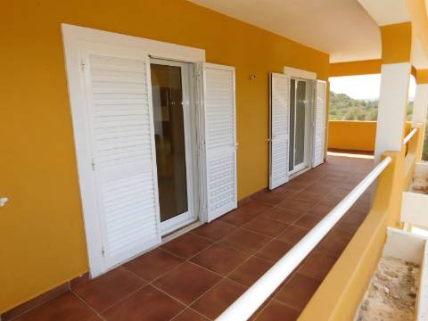 Casa / Moradia V6 com 6 quartos com piscina Isolada em zona Rural a 5 minutos de Silves