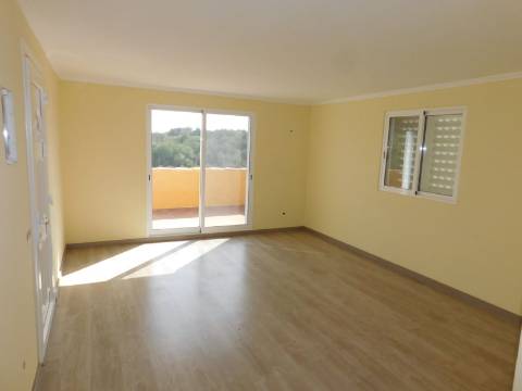 Casa / Moradia V6 com 6 quartos com piscina Isolada em zona Rural a 5 minutos de Silves