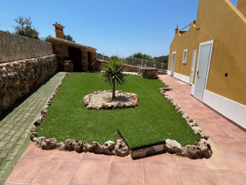 Casa / Moradia V6 com 6 quartos com piscina Isolada em zona Rural a 5 minutos de Silves