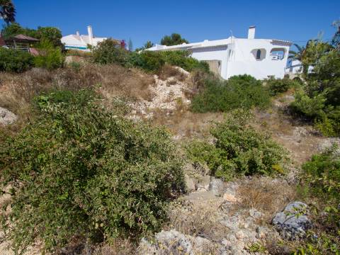 Lote para moradia com fabulosa vista mar perto de Burgau e Salema