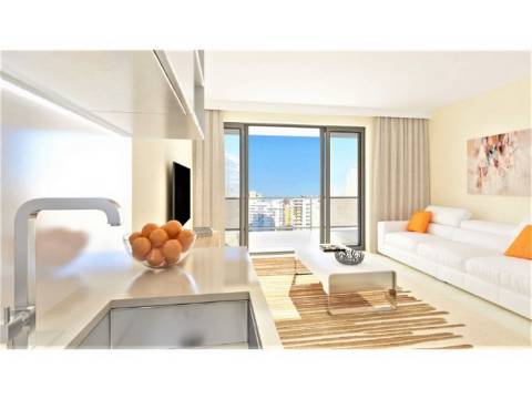 Apartamentos novos a 150 metros da Praia da Rocha com vista mar!