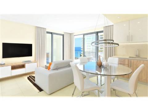 Apartamentos novos a 150 metros da Praia da Rocha com vista mar!