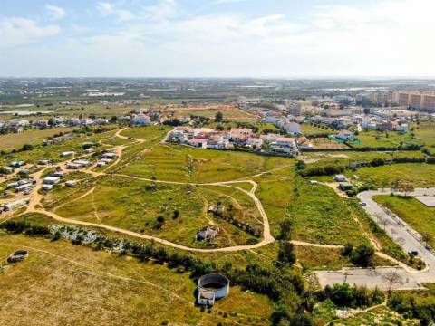 Terreno Urbano para Loteamento em Faro