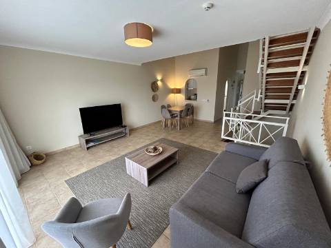 Apartamento T2 de Luxo em Golf Resort no Algarve