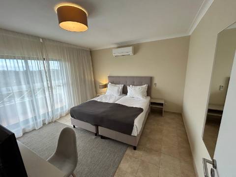 Apartamento T2 de Luxo em Golf Resort no Algarve