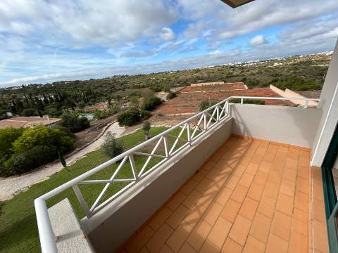 Apartamento T2 de Luxo em Golf Resort no Algarve