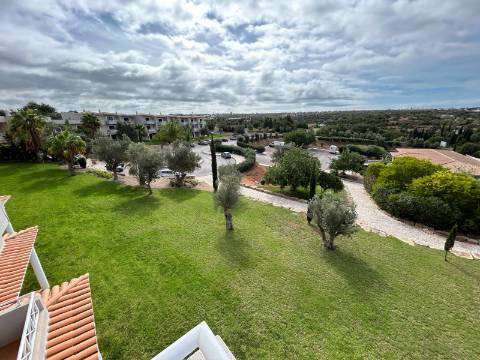 Apartamento T2 de Luxo em Golf Resort no Algarve
