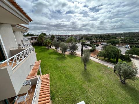 Apartamento T2 de Luxo em Golf Resort no Algarve