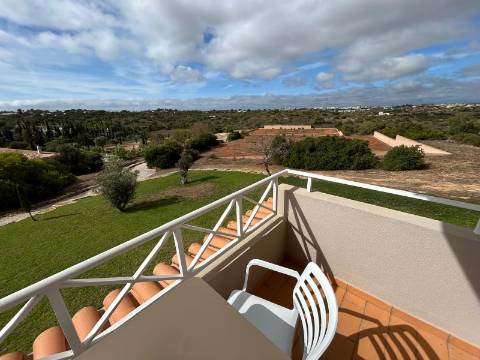 Apartamento T2 de Luxo em Golf Resort no Algarve