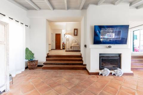 Moradia T4 em Carvoeiro