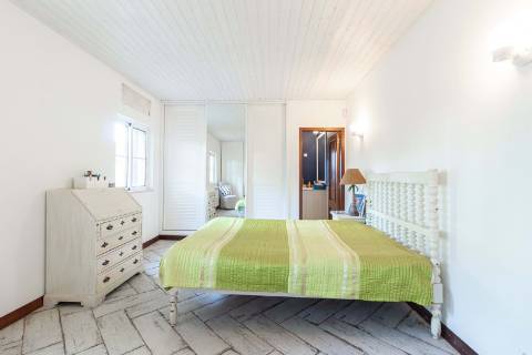 Moradia T4 em Carvoeiro