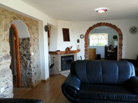 Agradável T2 com terraço, mobilado e equipado, paisagem deslumbrante, S. Marcos da Serra