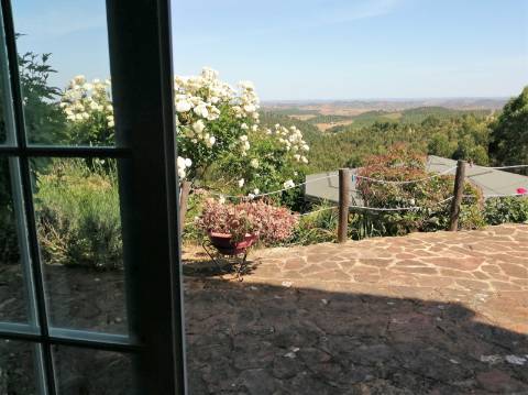 Agradável T2 com terraço, mobilado e equipado, paisagem deslumbrante, S. Marcos da Serra