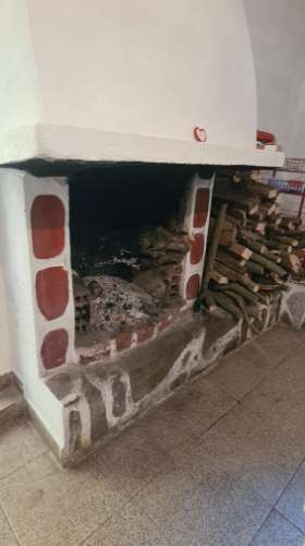 Moradia com armazém e terreno perto da praia da Azurara em Vila do Conde