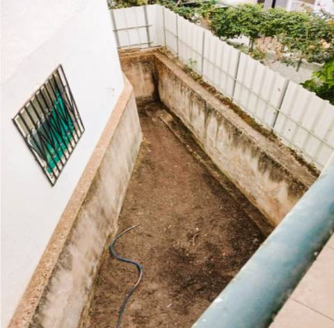 Prédio em Silves com 3 apartamentos para recuperar