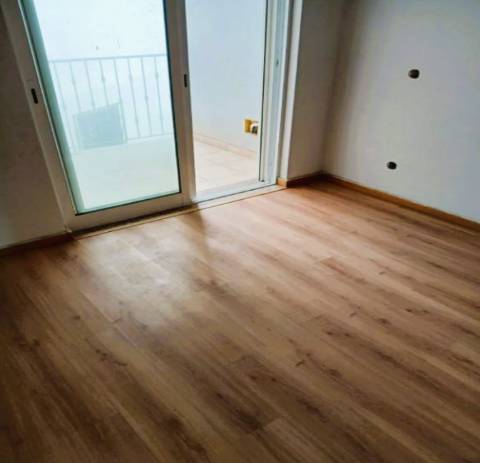 Prédio em Silves com 3 apartamentos para recuperar