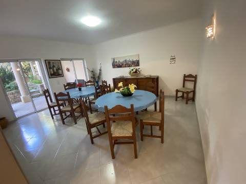 Moradia T7 no centro de Portimão com Alojamento Local a funcionar