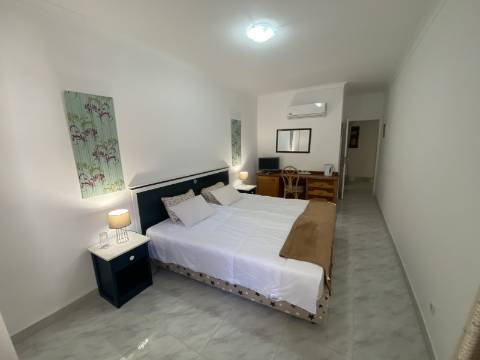 Moradia T7 no centro de Portimão com Alojamento Local a funcionar