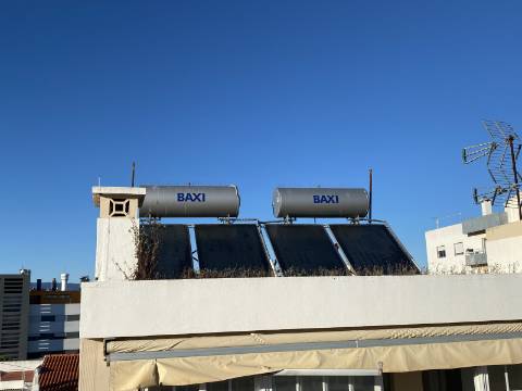 Moradia T7 no centro de Portimão com Alojamento Local a funcionar