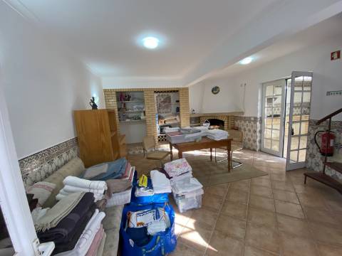 Moradia T7 no centro de Portimão com Alojamento Local a funcionar