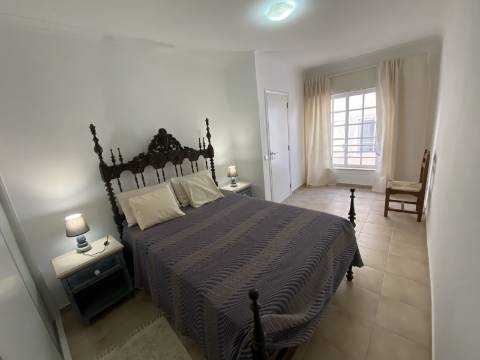 Moradia T7 no centro de Portimão com Alojamento Local a funcionar