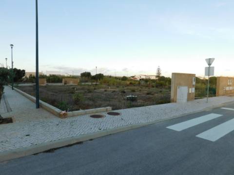 Terreno Urbano para Moradia Geminada Praia do Tonel Vista Mar