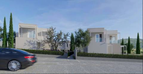 Elegante moradia T2+1 de 2 pisos e piscina privada , Golfe - em construção pronta em Abril 2026