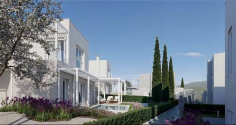 Elegante moradia T2+1 de 2 pisos e piscina privada , Golfe - em construção pronta em Abril 2026