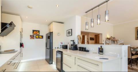 Apartamento T3 em Vale da Pinta com vistas para o Campo de Golfe