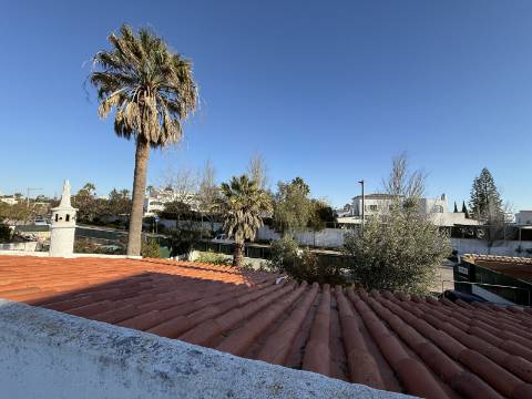 Moradia em Alvor com apartamentos independentes