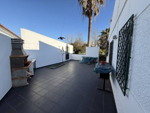 Moradia em Alvor com apartamentos independentes