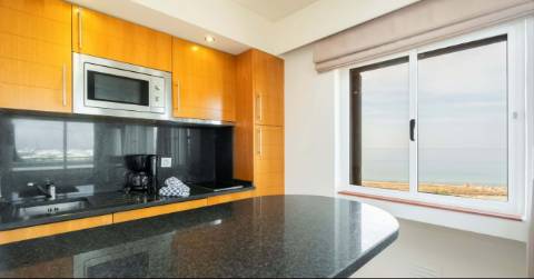 Apartamento T0 com vista mar em Alvor