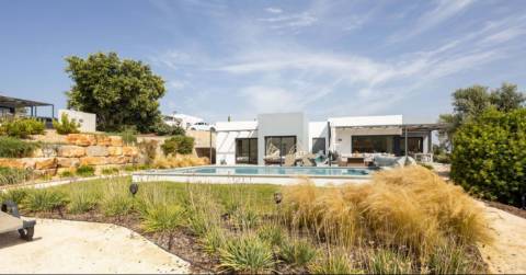 Moradia geminada T1+2 com piscina - Ferragudo